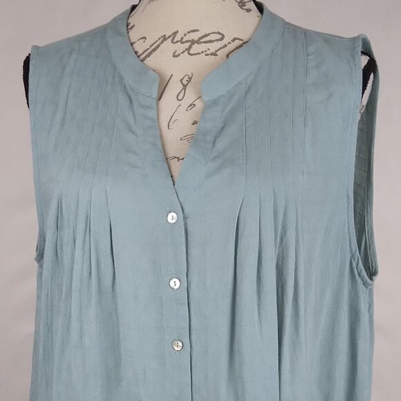 Kori | NWT Sleeveless Button Front Pintuck Blouse Top Green | Size L - Picture 2 of 8